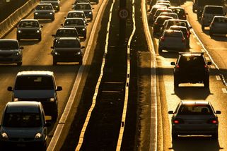 Stát za pochodu odstraňuje vady dálničních známek. Některé zůstávají - Seznam Zprávy